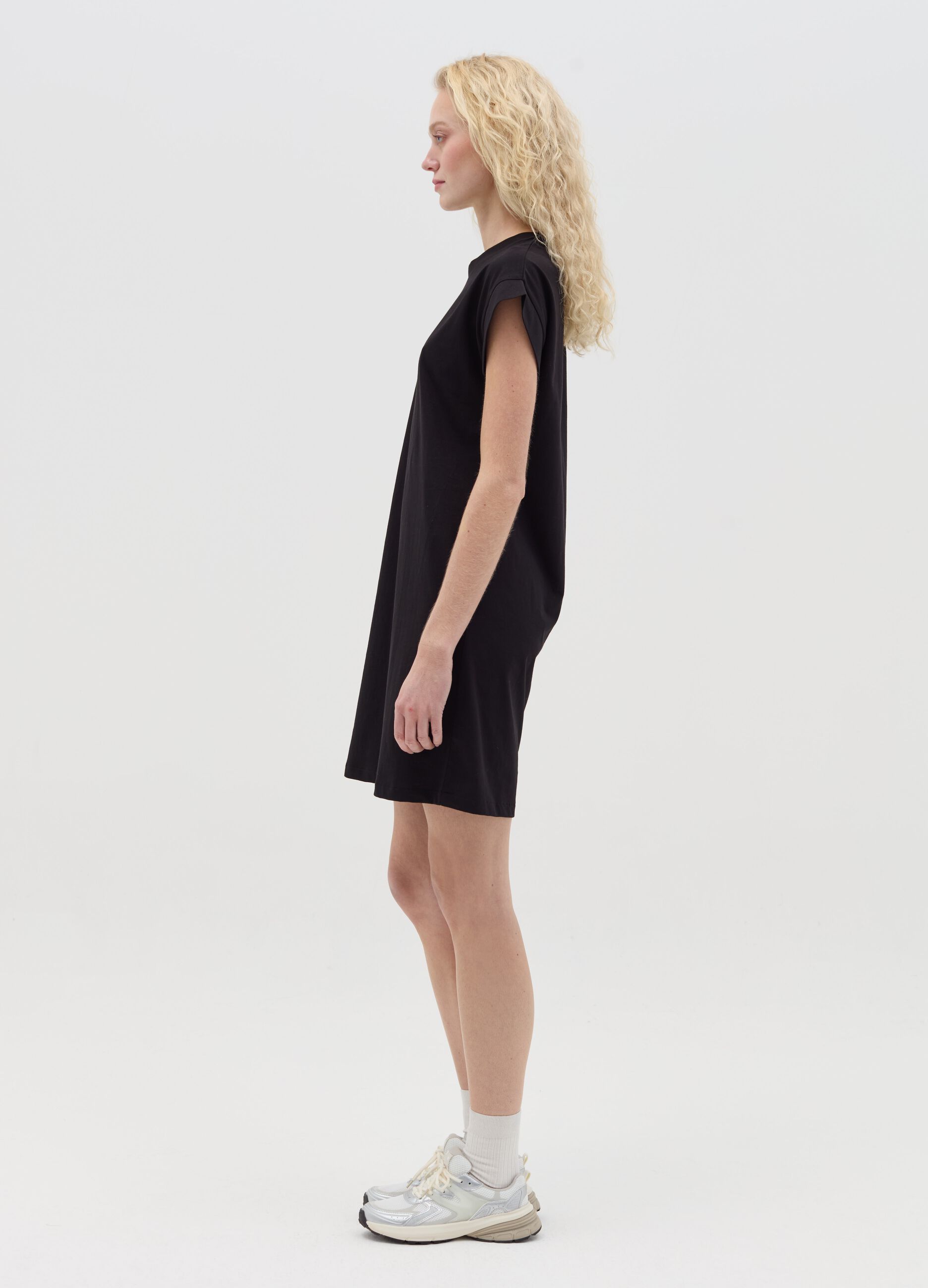 Essential black cotton T-shirt dress