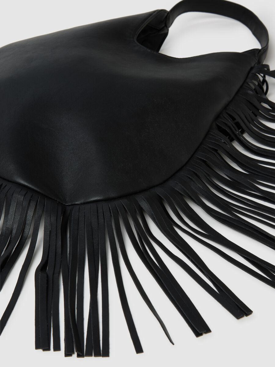 Borsa nera con frange_2