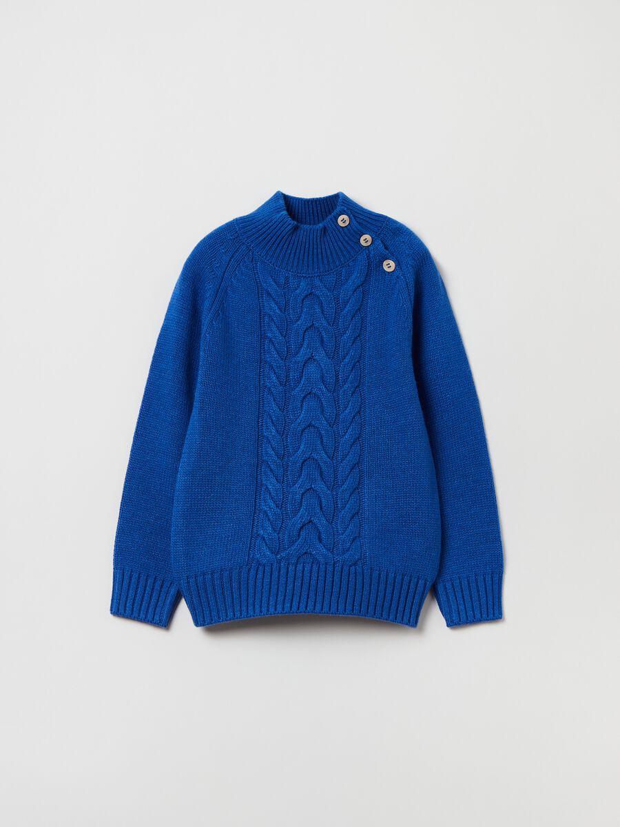 Pullover con lavorazione a trecce_3