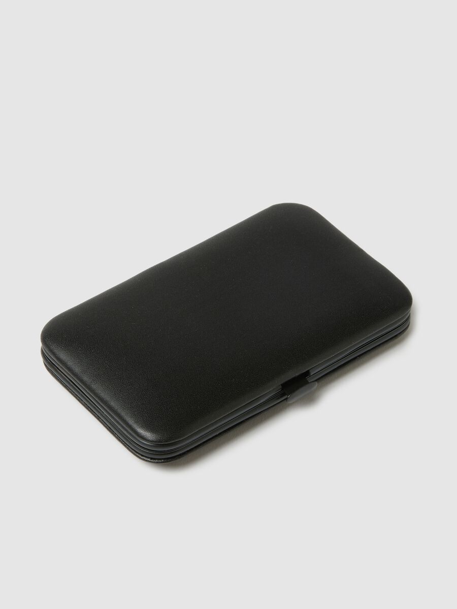 Black Personal Care Kit_1