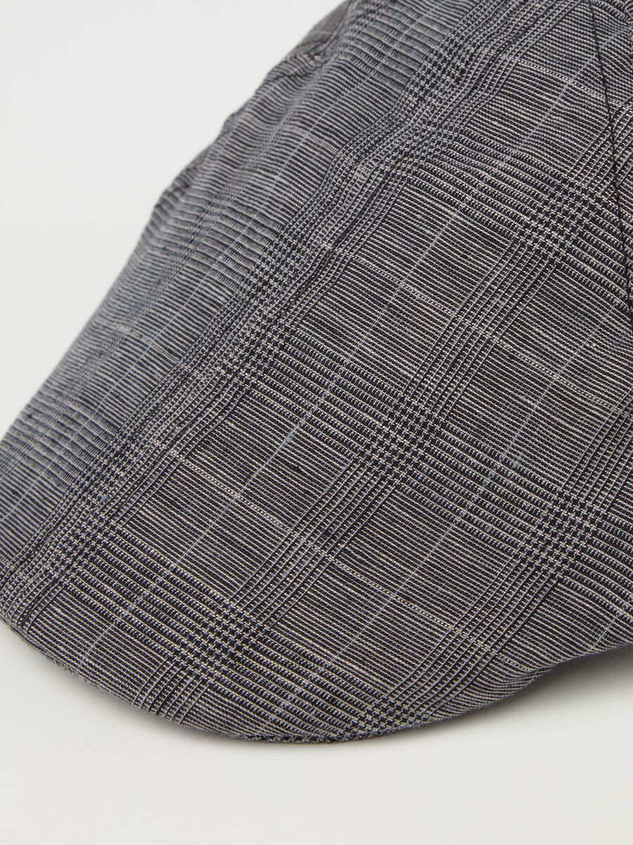Linen flat cap with check pattern_1