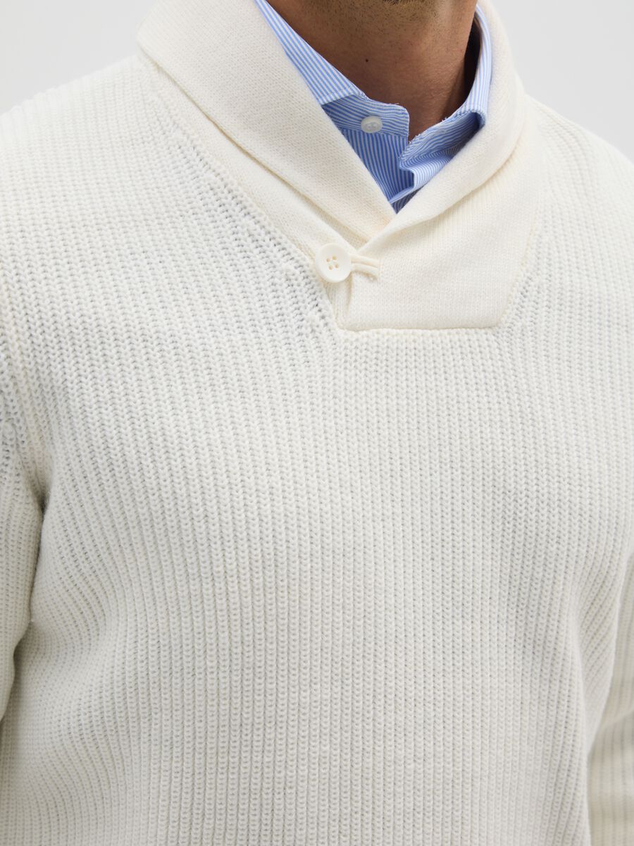 White sweater with shawl collar regular fit_3
