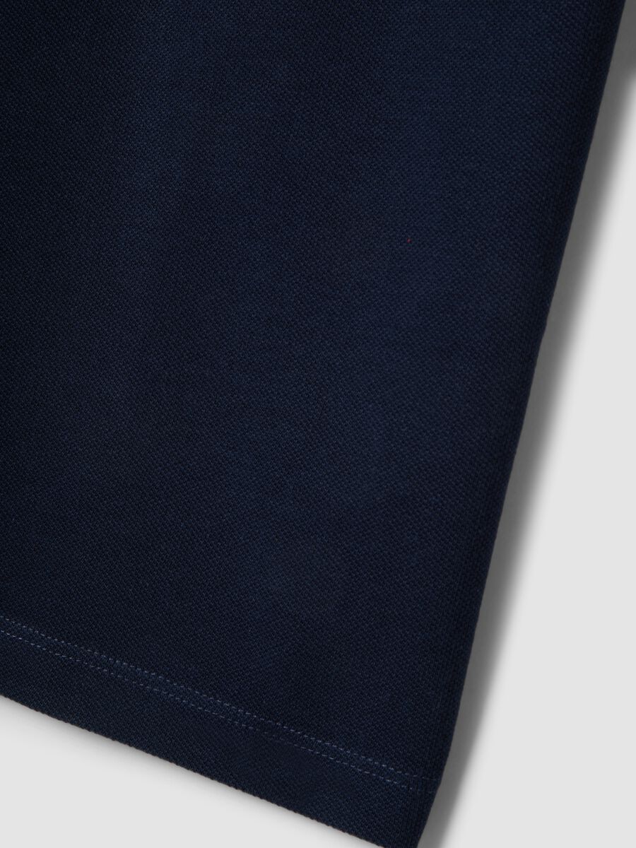 Polo in puro cotone biologico blu da bambino regular fit_3