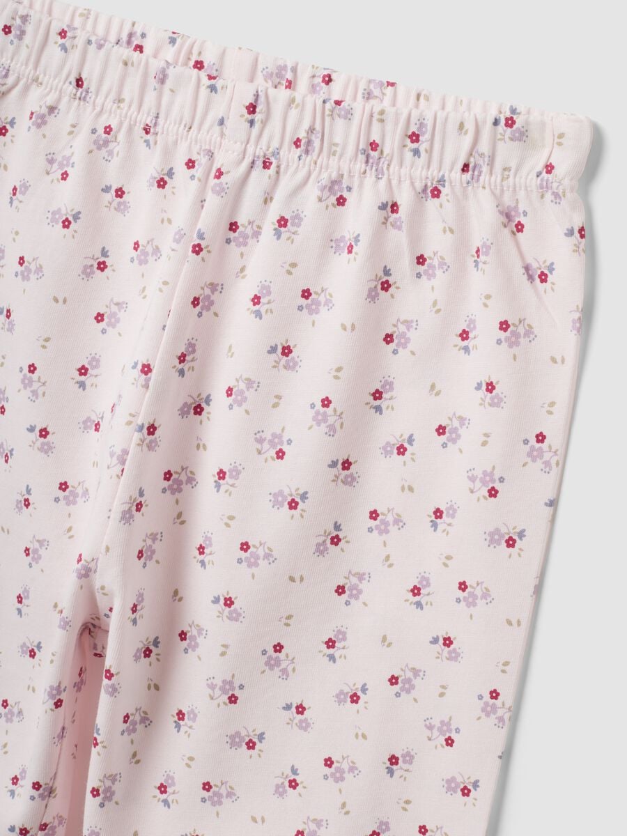 Pigiama rosa in puro cotone jersey organico con fantasia floreale per neonata e bimba_3