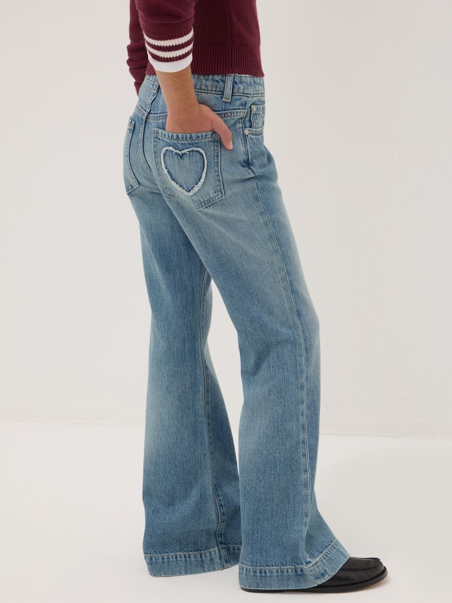 Jeans azzurri flare in puro cotone_2