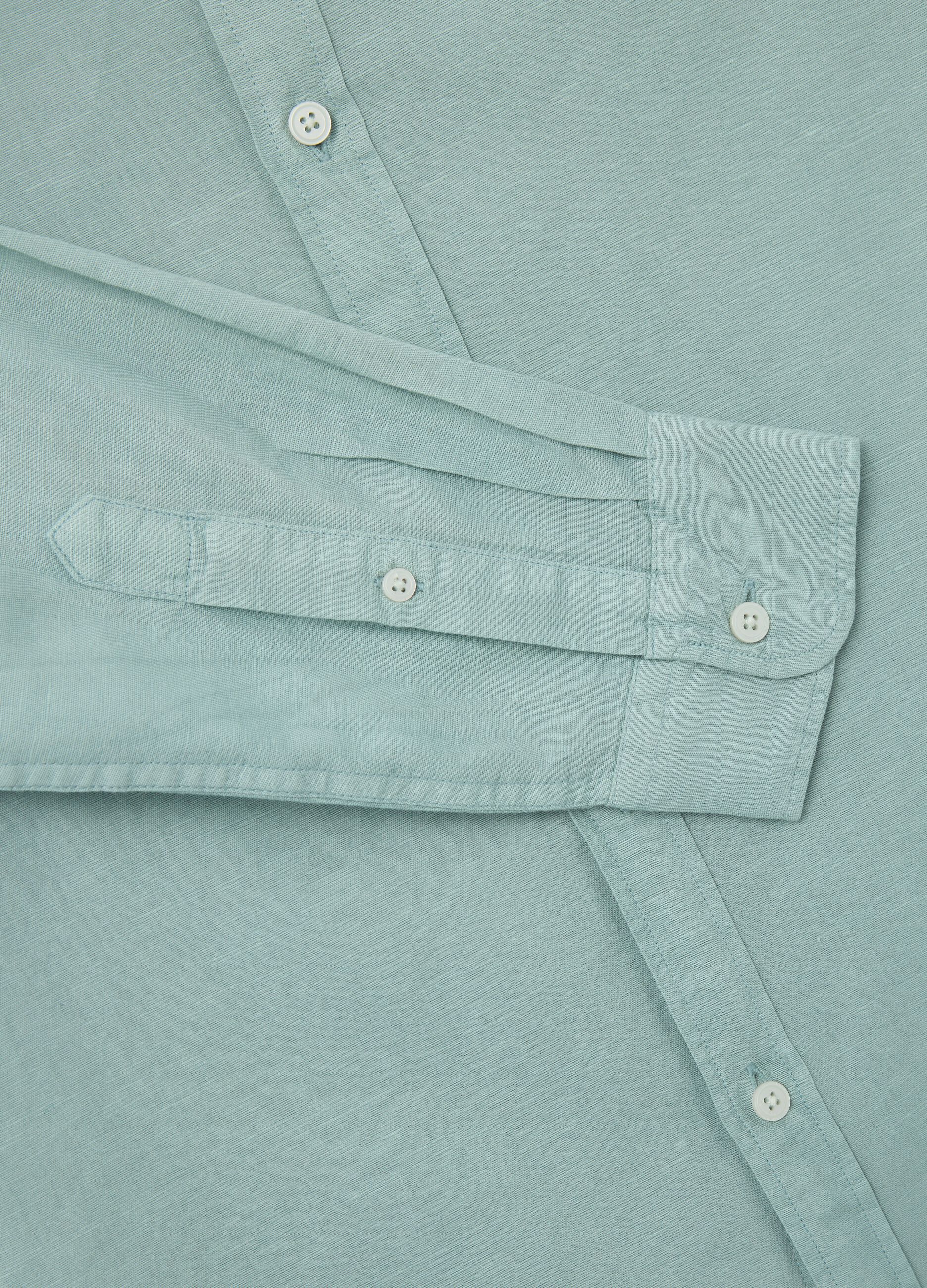 Light blue shirt in cotton and linen with Mandarin collar