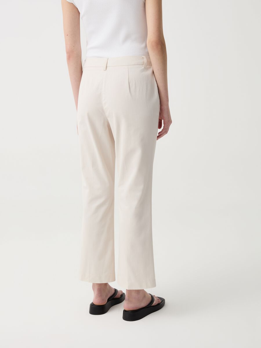 Pantalone crop a sigaretta in cotone_2