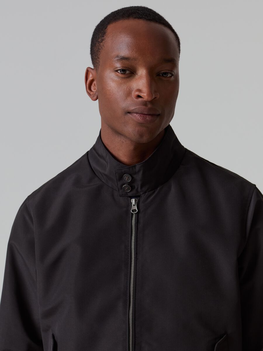 Full-zip bomber jacket with high neck and buttons_1