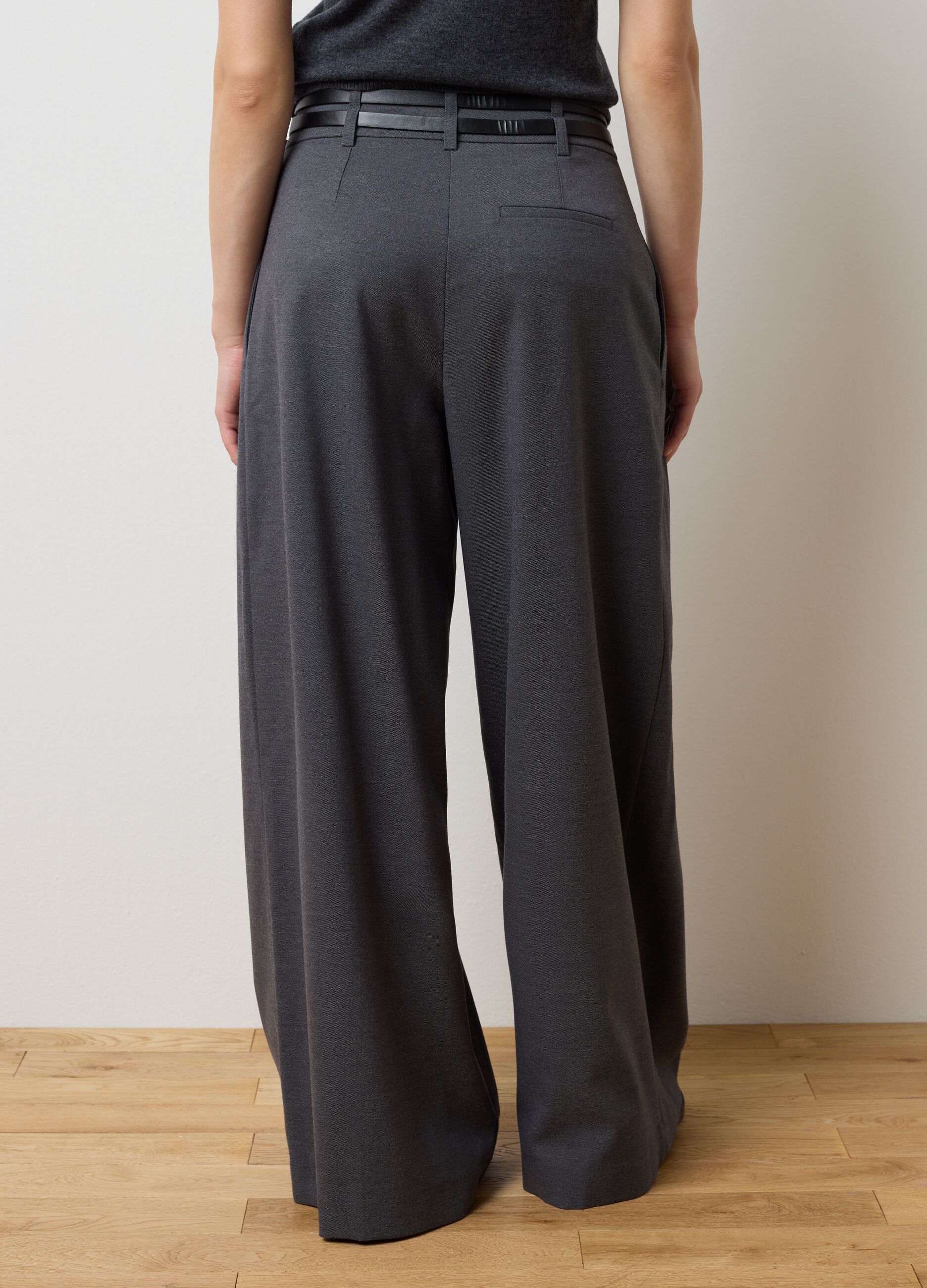 Pantaloni grigi wide leg