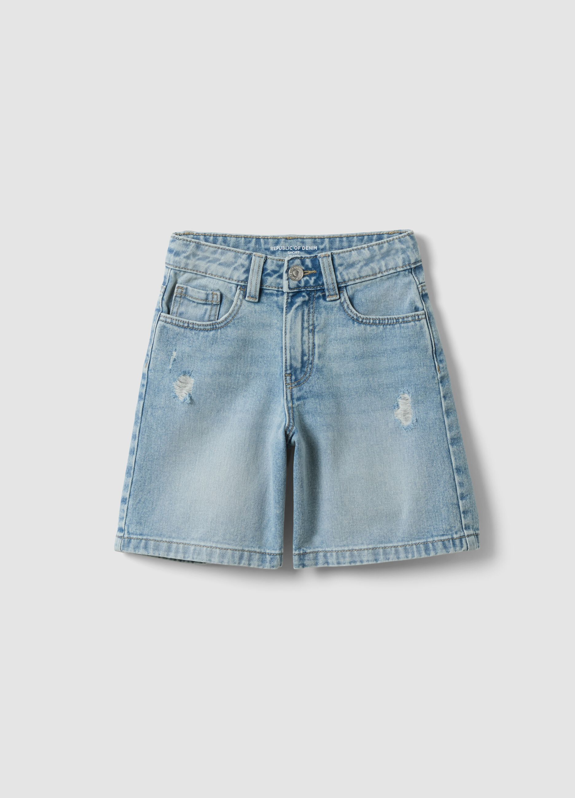 Wide-leg denim shorts