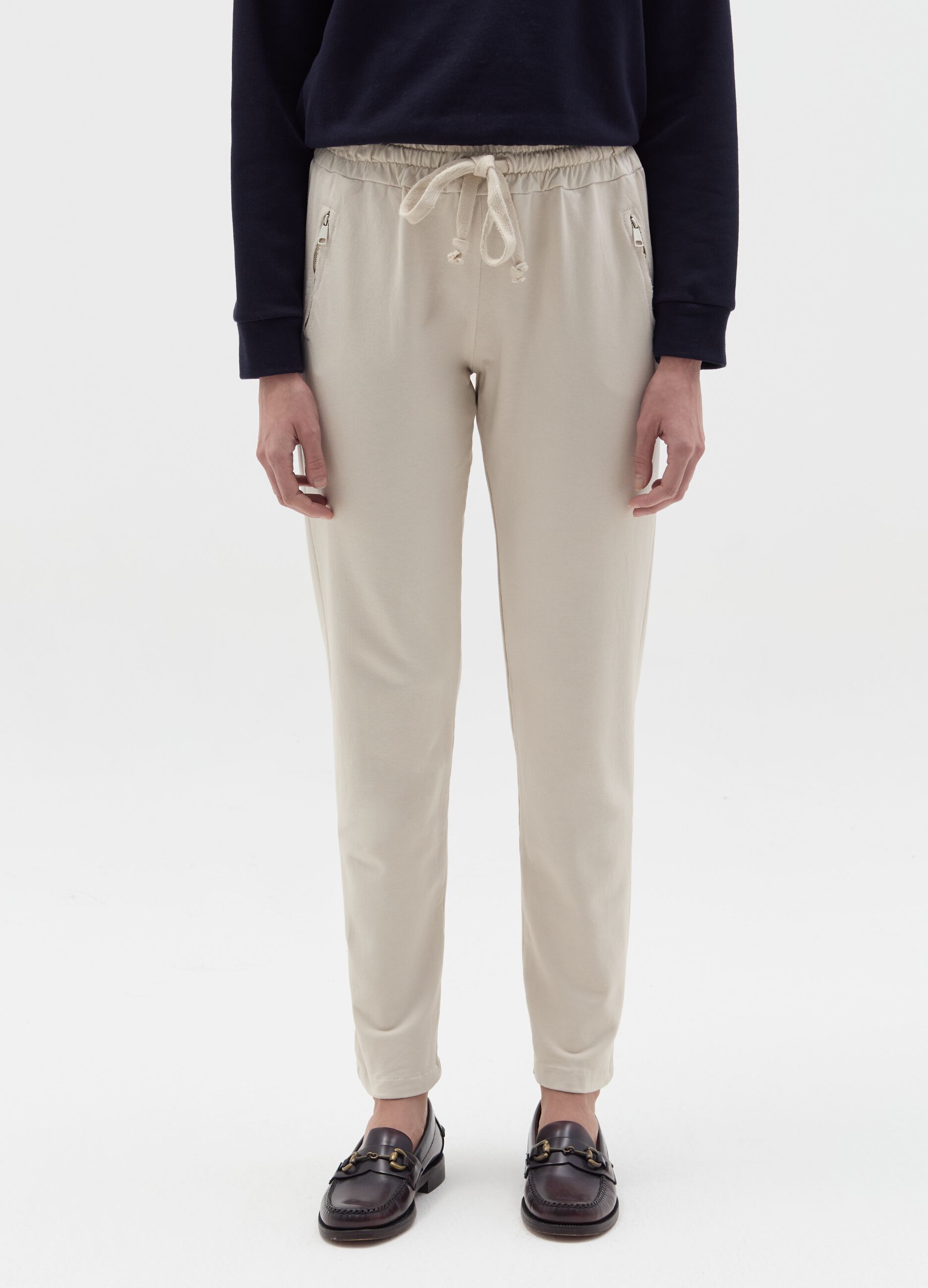 Jogger trousers with zip pockets
