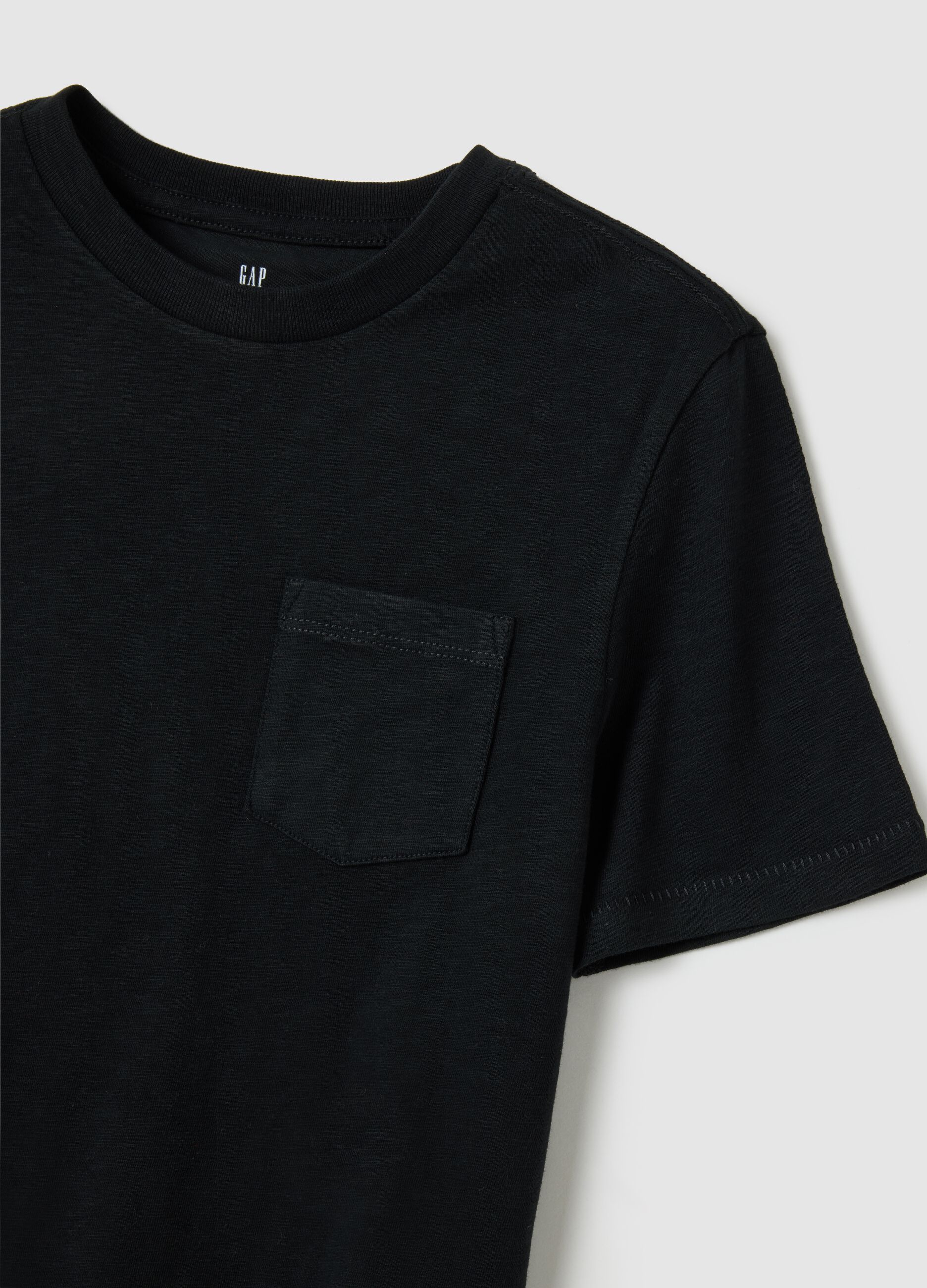 T-shirt in cotone con tasca