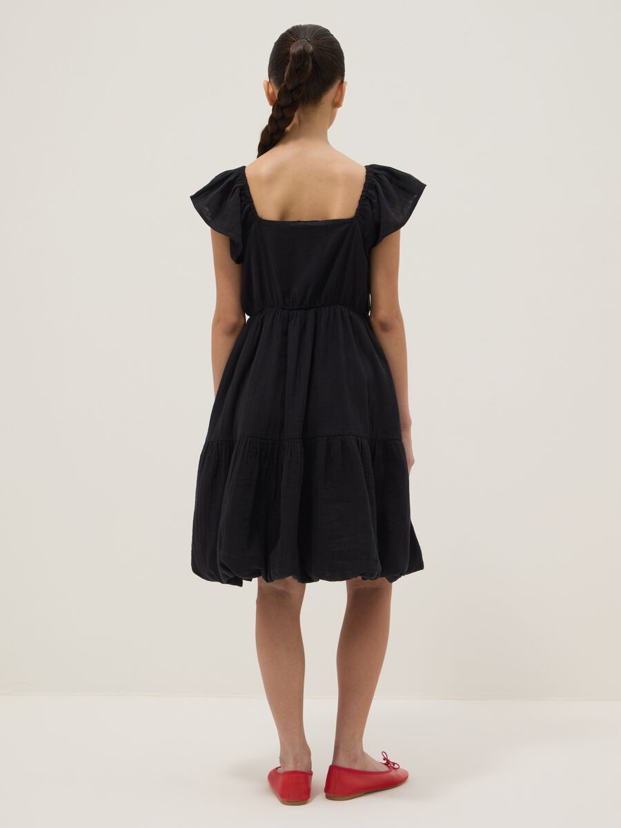 Abito nero con collo a barca in puro cotone wide fit_1