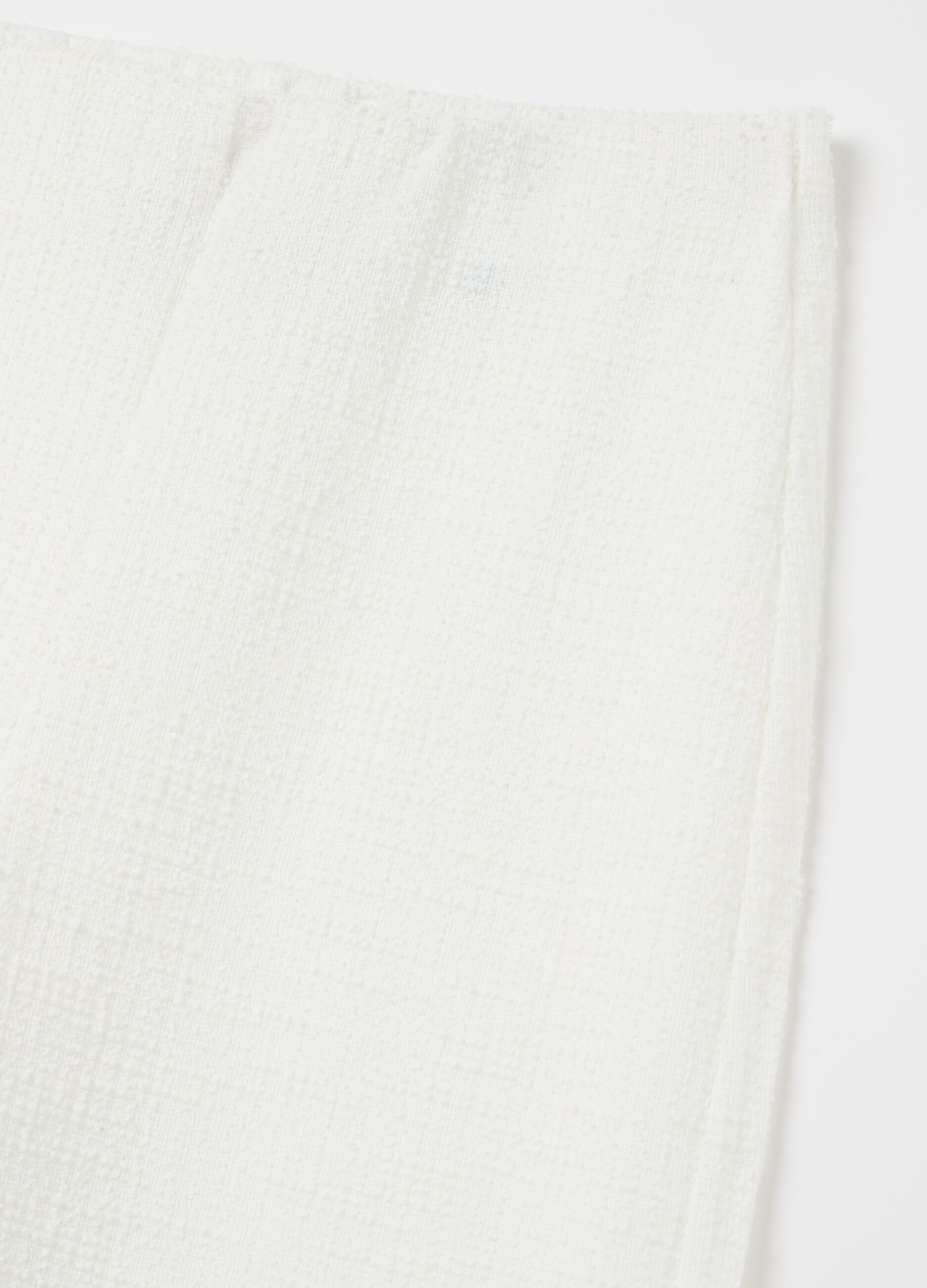 Wide-leg trousers with woven design