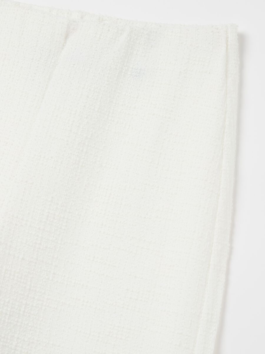 Wide-leg trousers with woven design_5