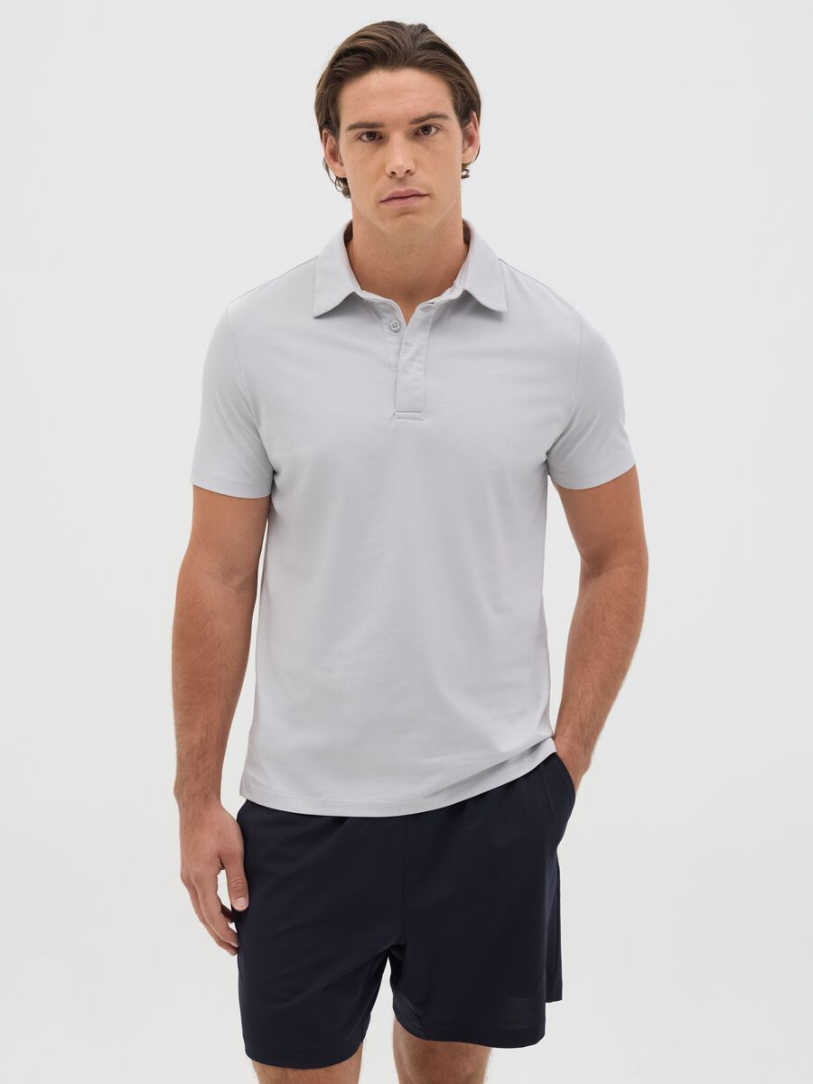 Grey regular-fit polo shirt with short sleeves_0