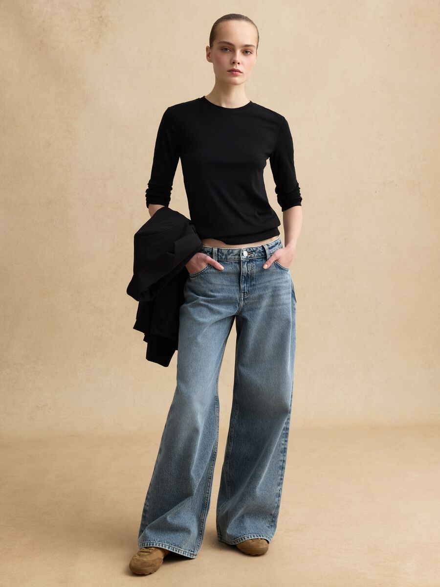 Black crew-neck long sleeve regular fit top_1