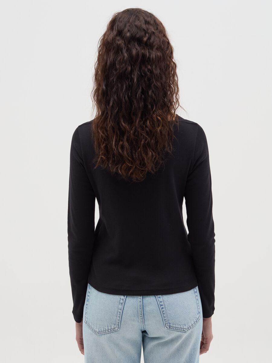Long-sleeved T-shirt with boat neck_2