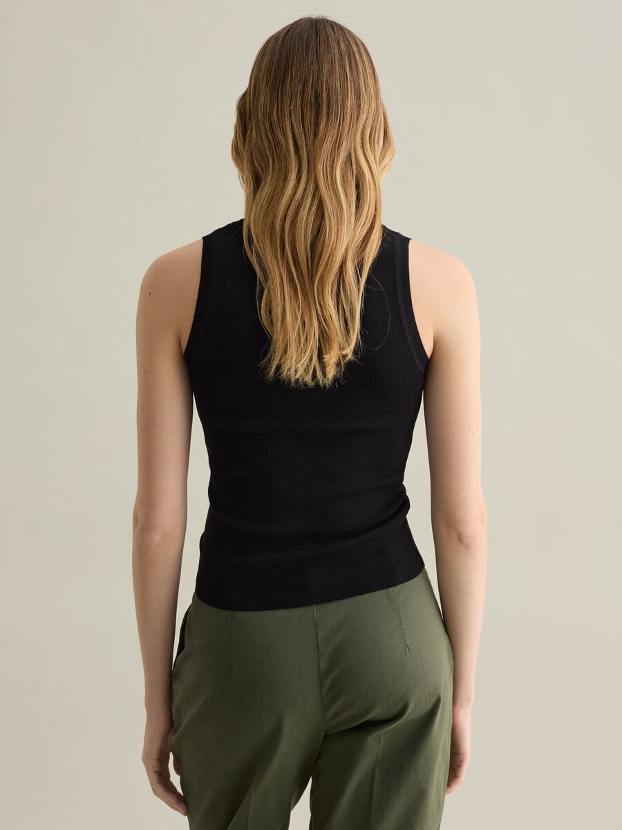 Solid colour tank top_3