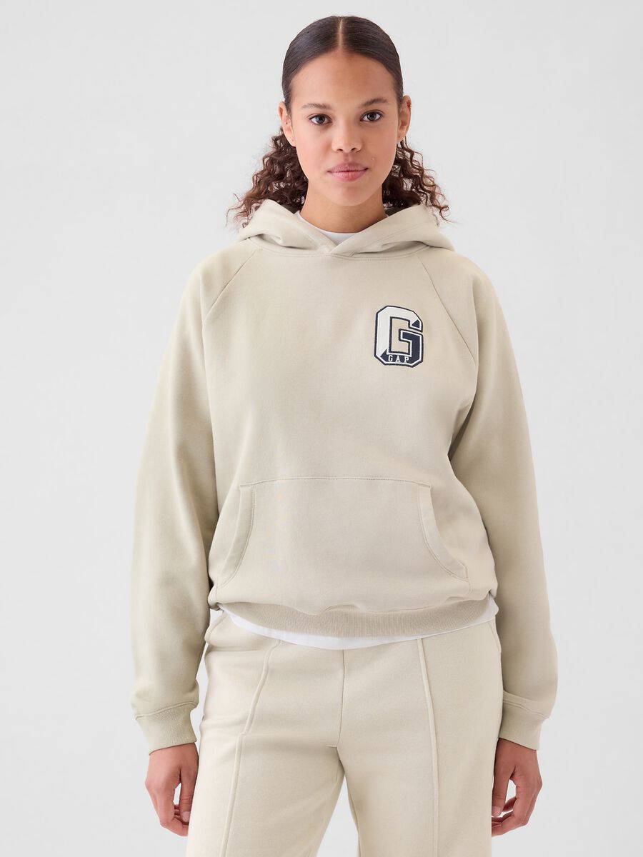Sweatshirt with hood and raglan sleeves_0
