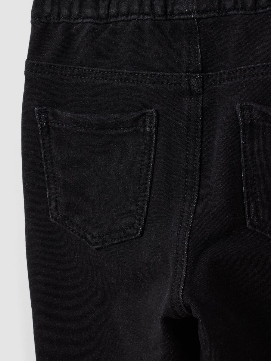 Jeggings nero flare in cotone elasticizzato per bambina_3