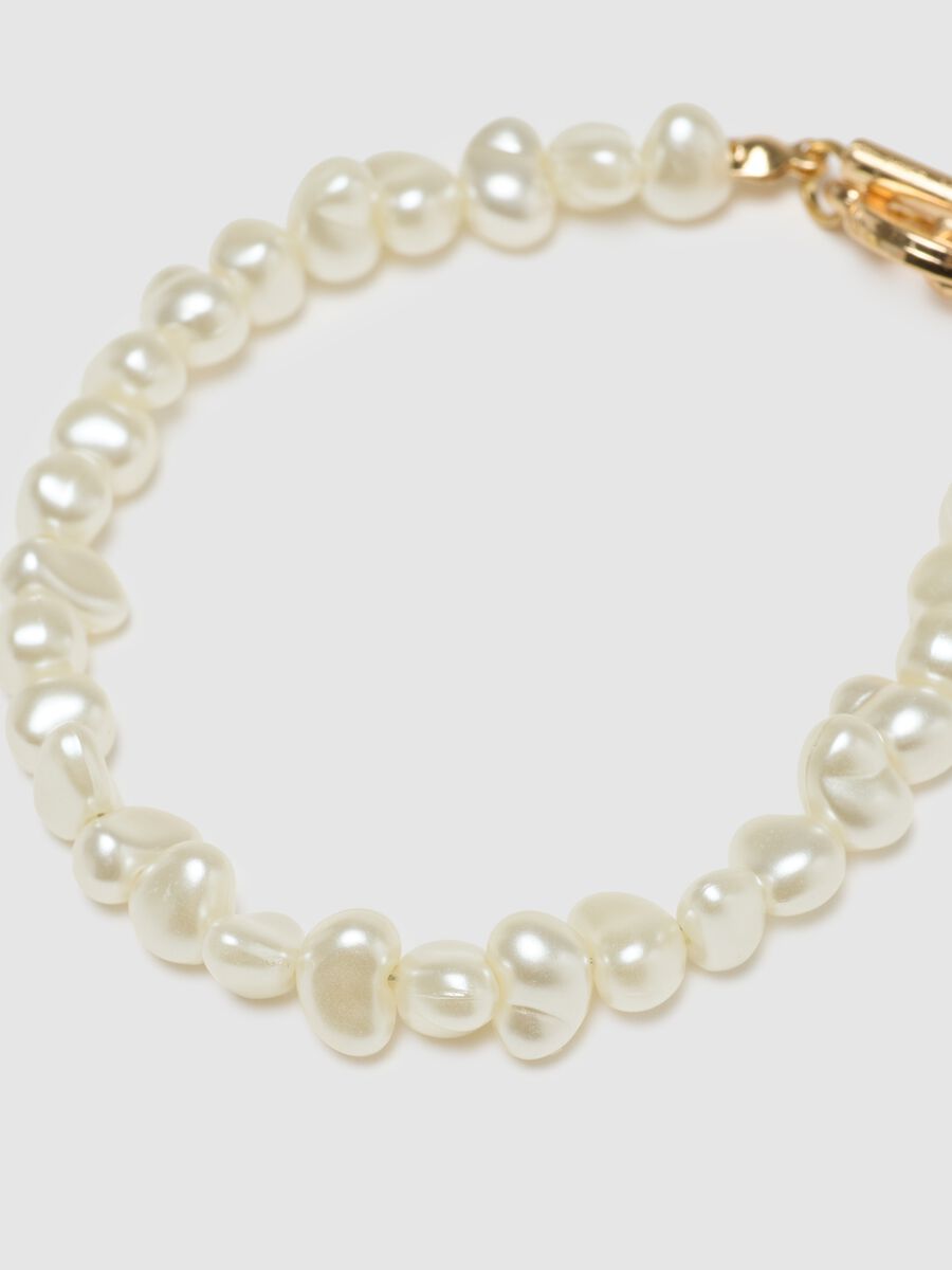 White Bracelet with Pearls_1