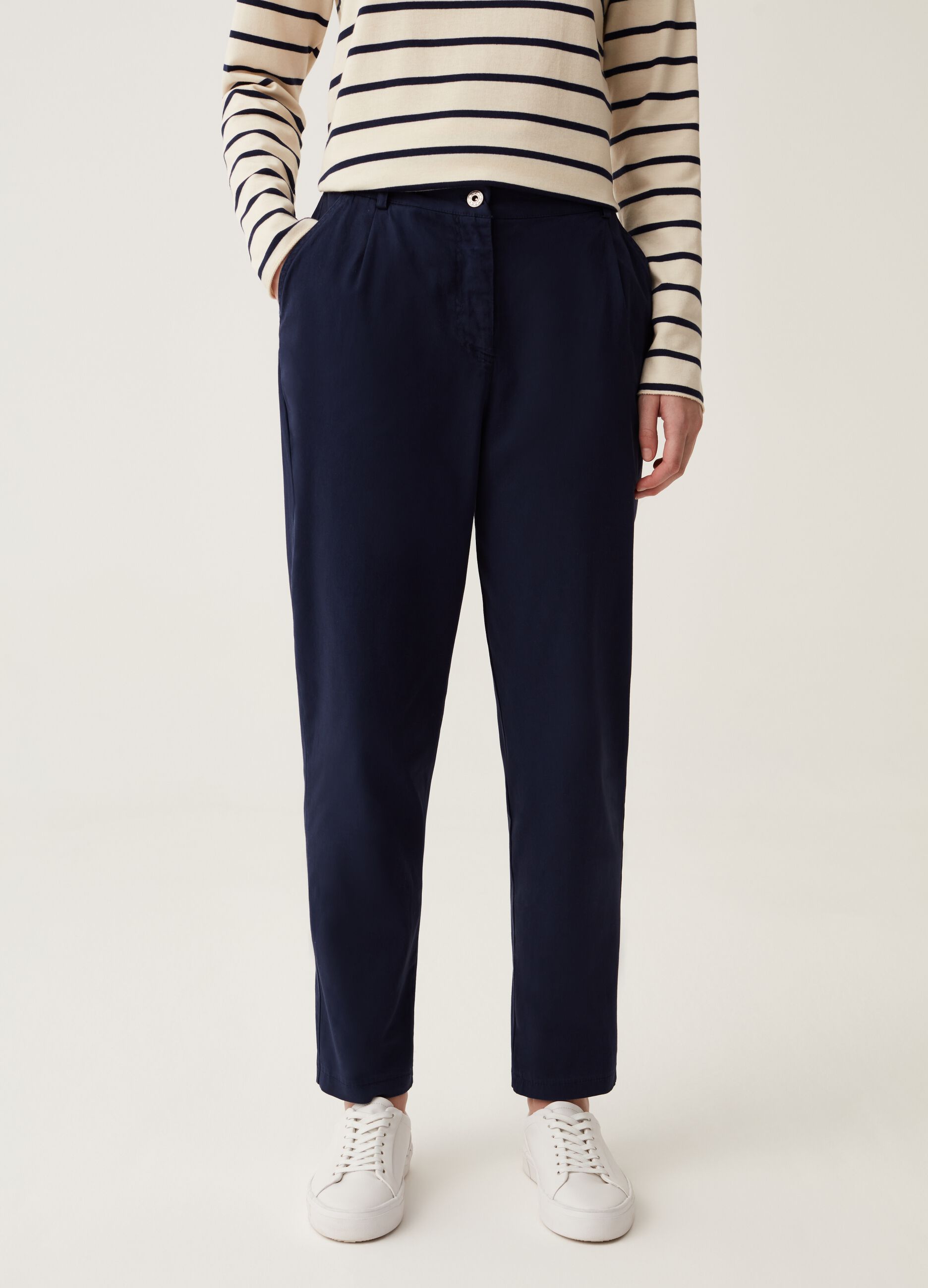 Pantaloni baggy fit con pinces Hybrid_1