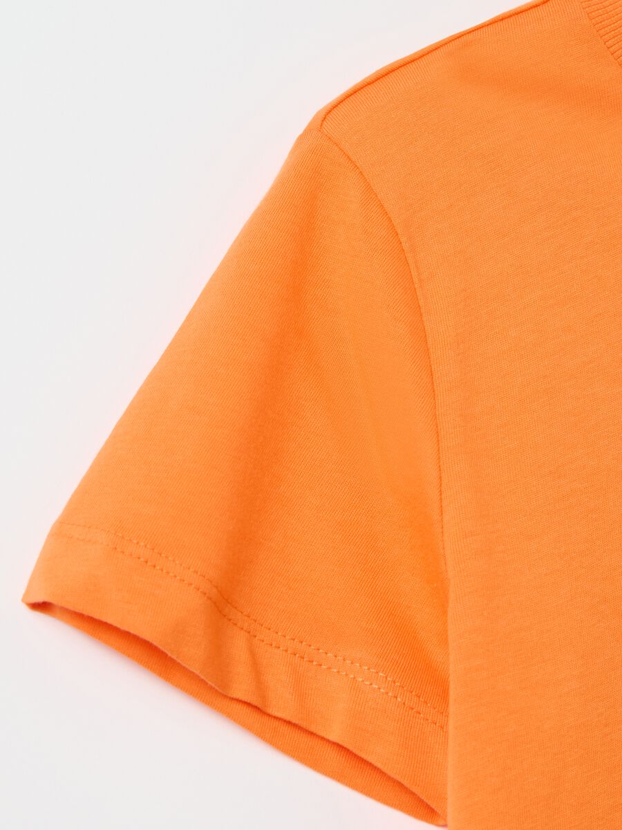 T-shirt in cotone con scollo rotondo_2