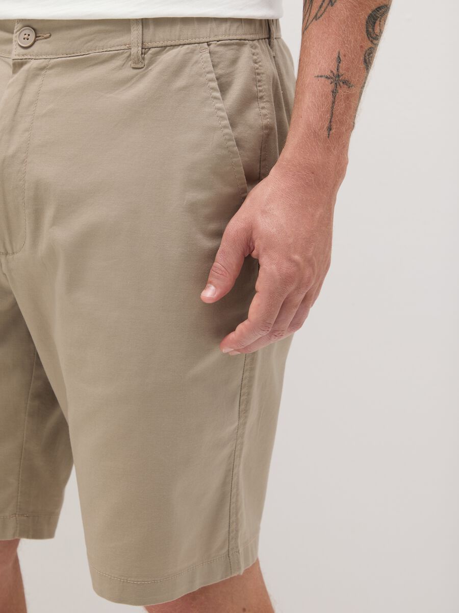 Men's beige cotton regular fit shorts_2