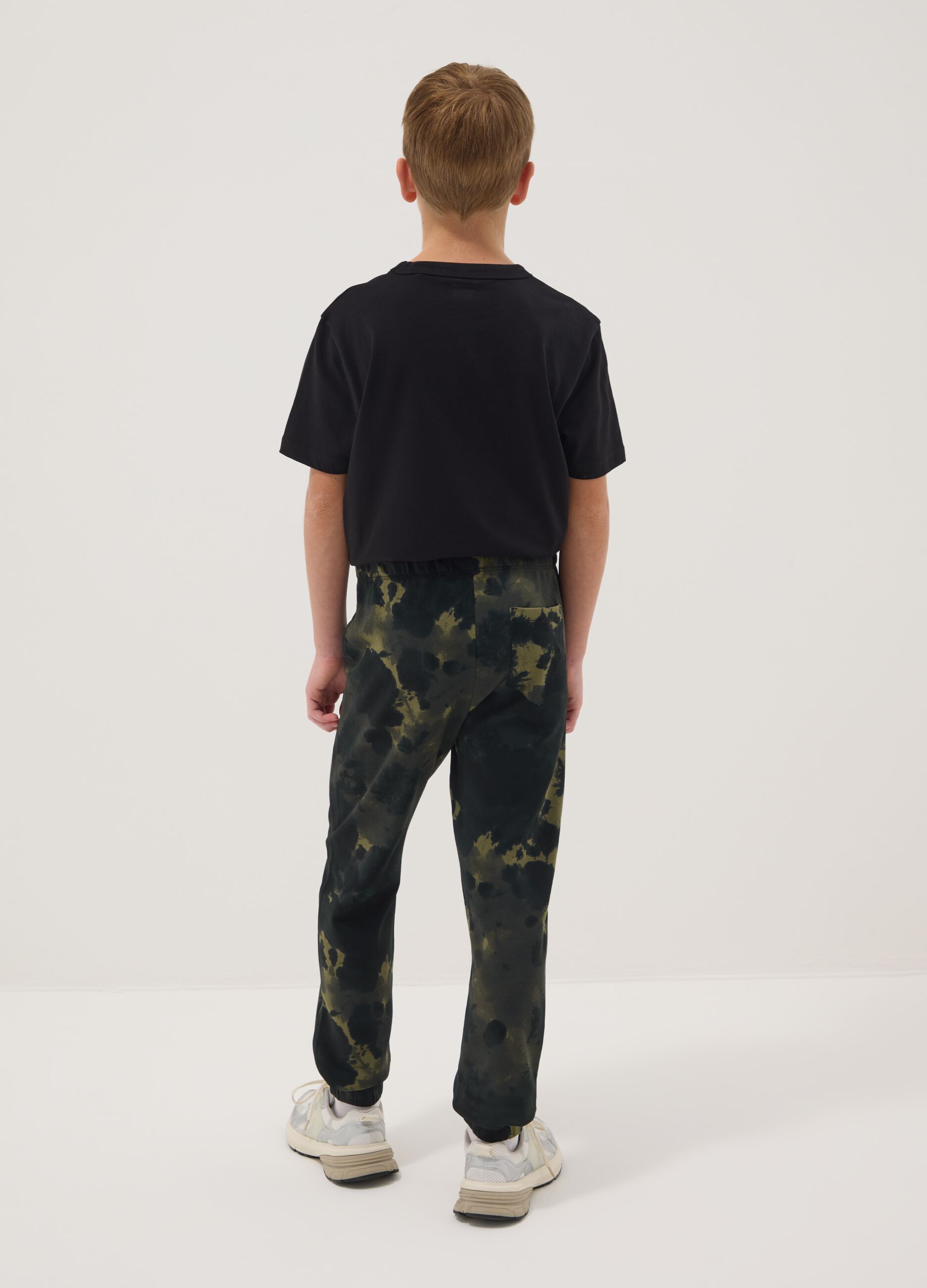 Boys' multicolour pure cotton TieDye regular fit trousers