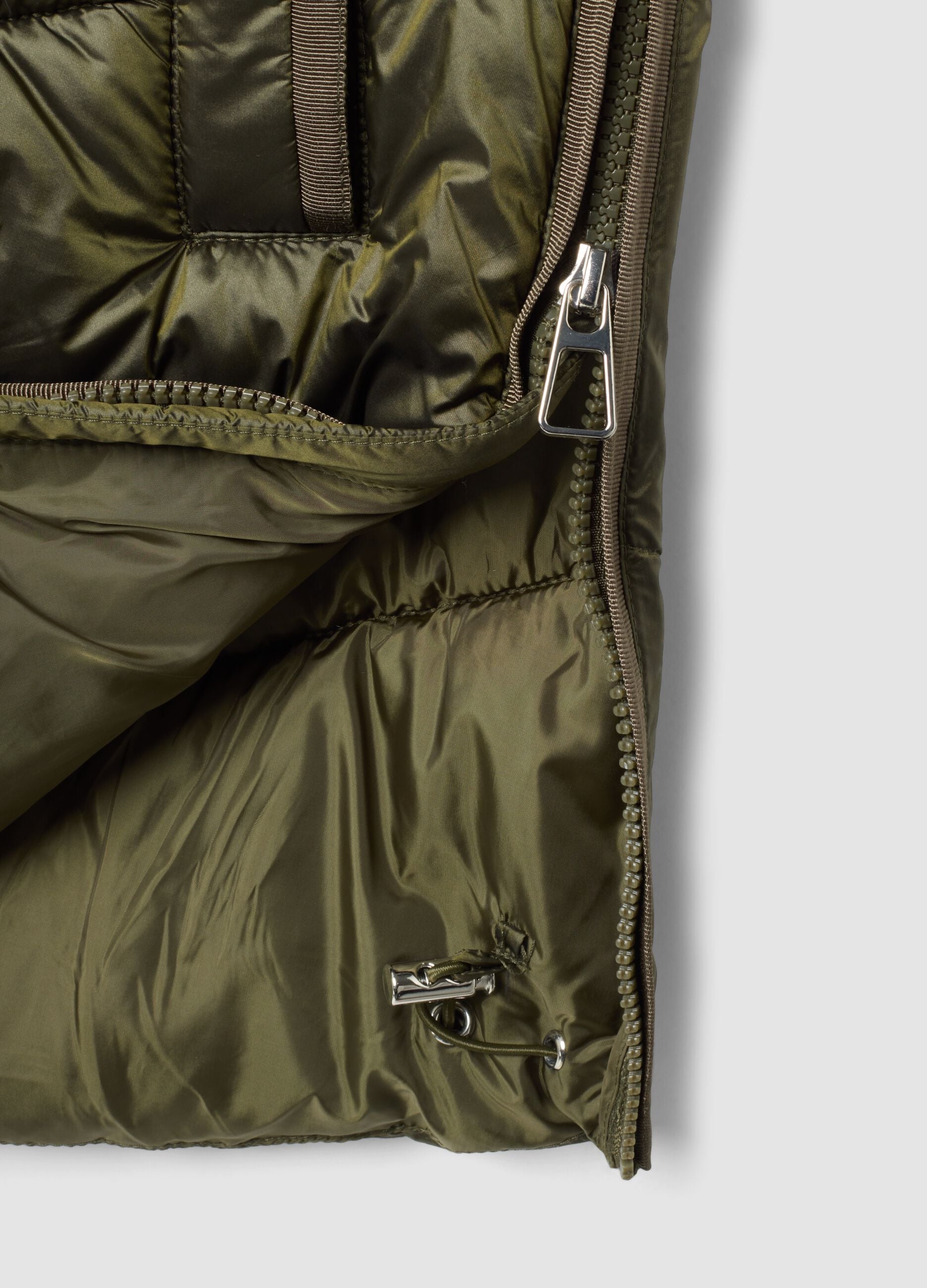 Military green padded gilet, regular fit, with hood
