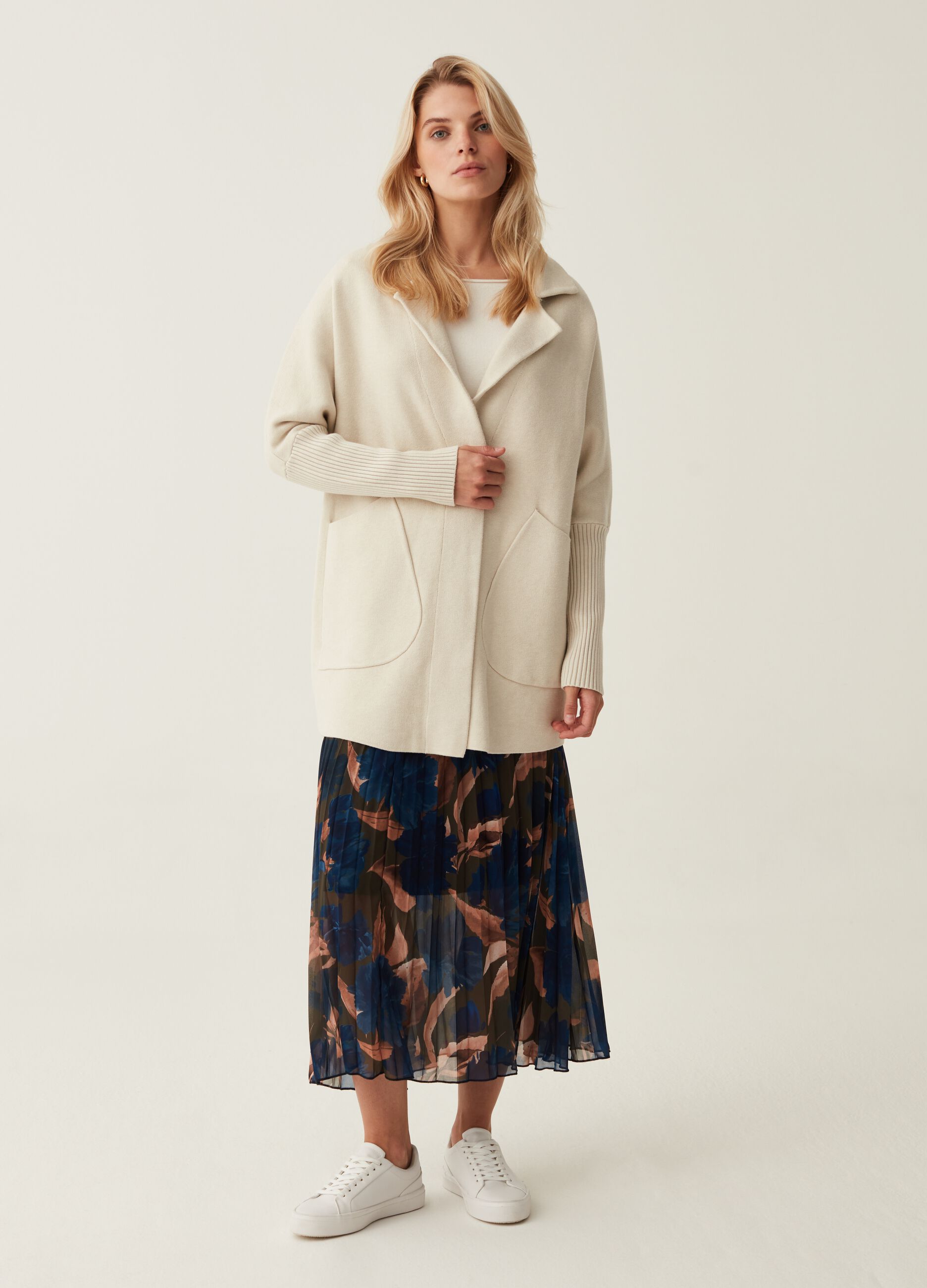 Giacca cardigan con bottone_0