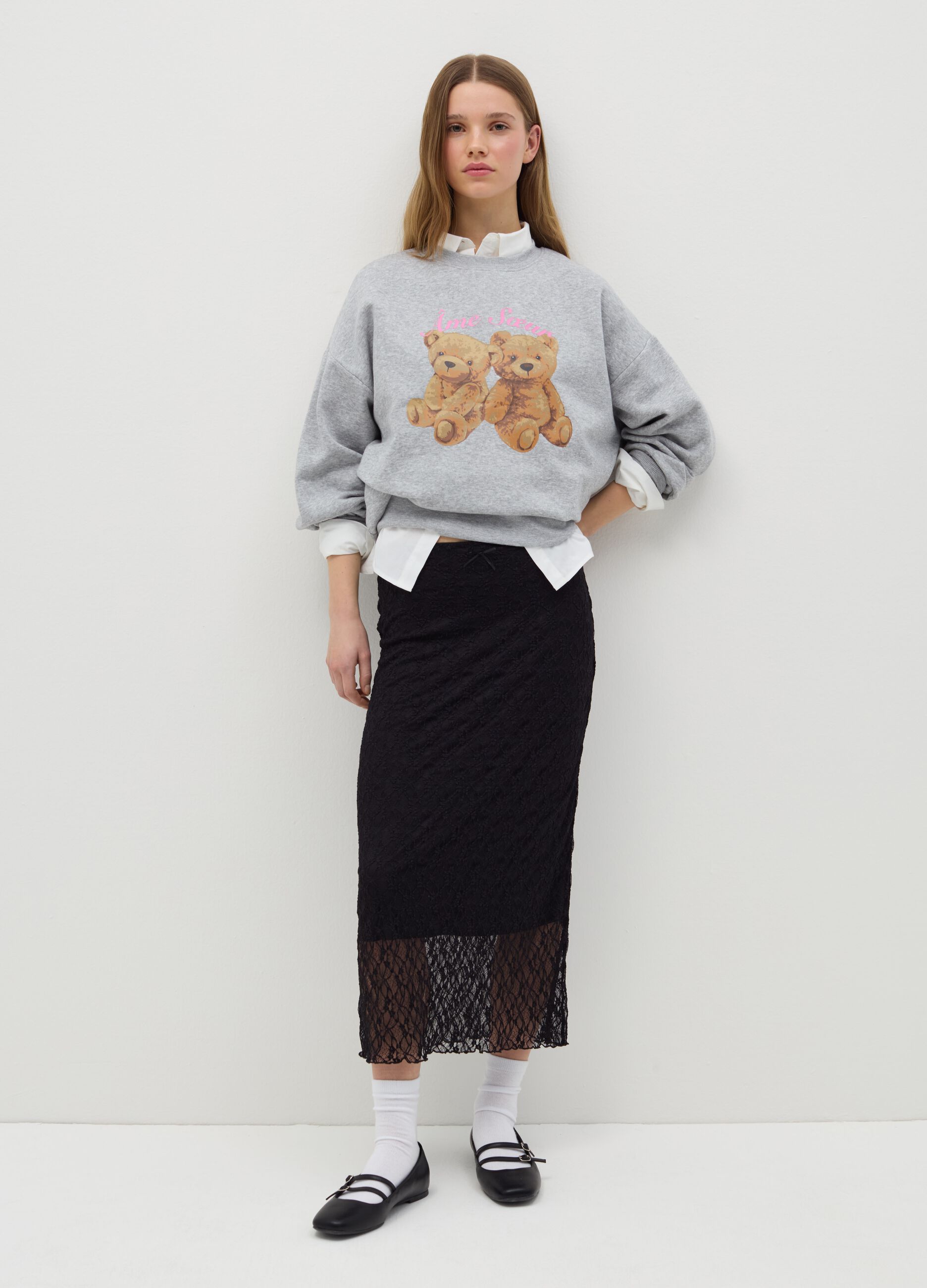 Round neck sweatshirt with print