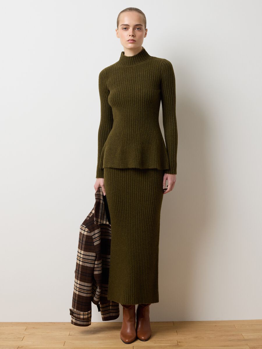 Green Ribbed Turtleneck Sweater - Fitted Fit_2