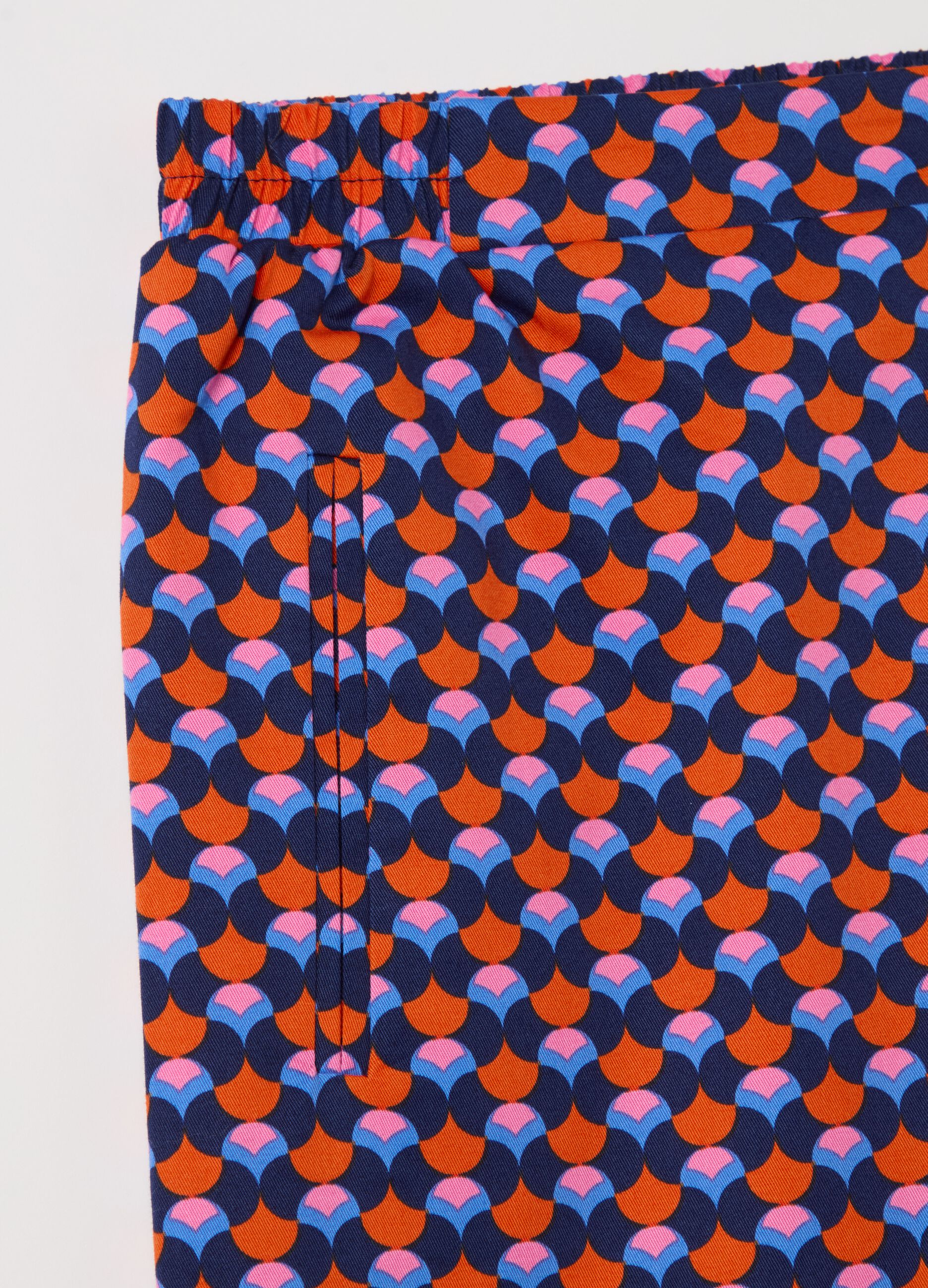 Pantalone a gamba larga stampa all-over