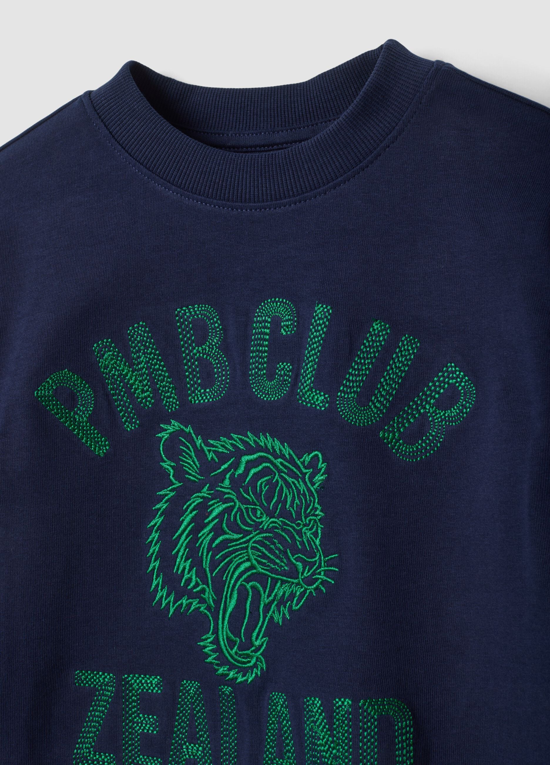 T-shirt blu notte in puro cotone a doppie maniche con stampa regular fit