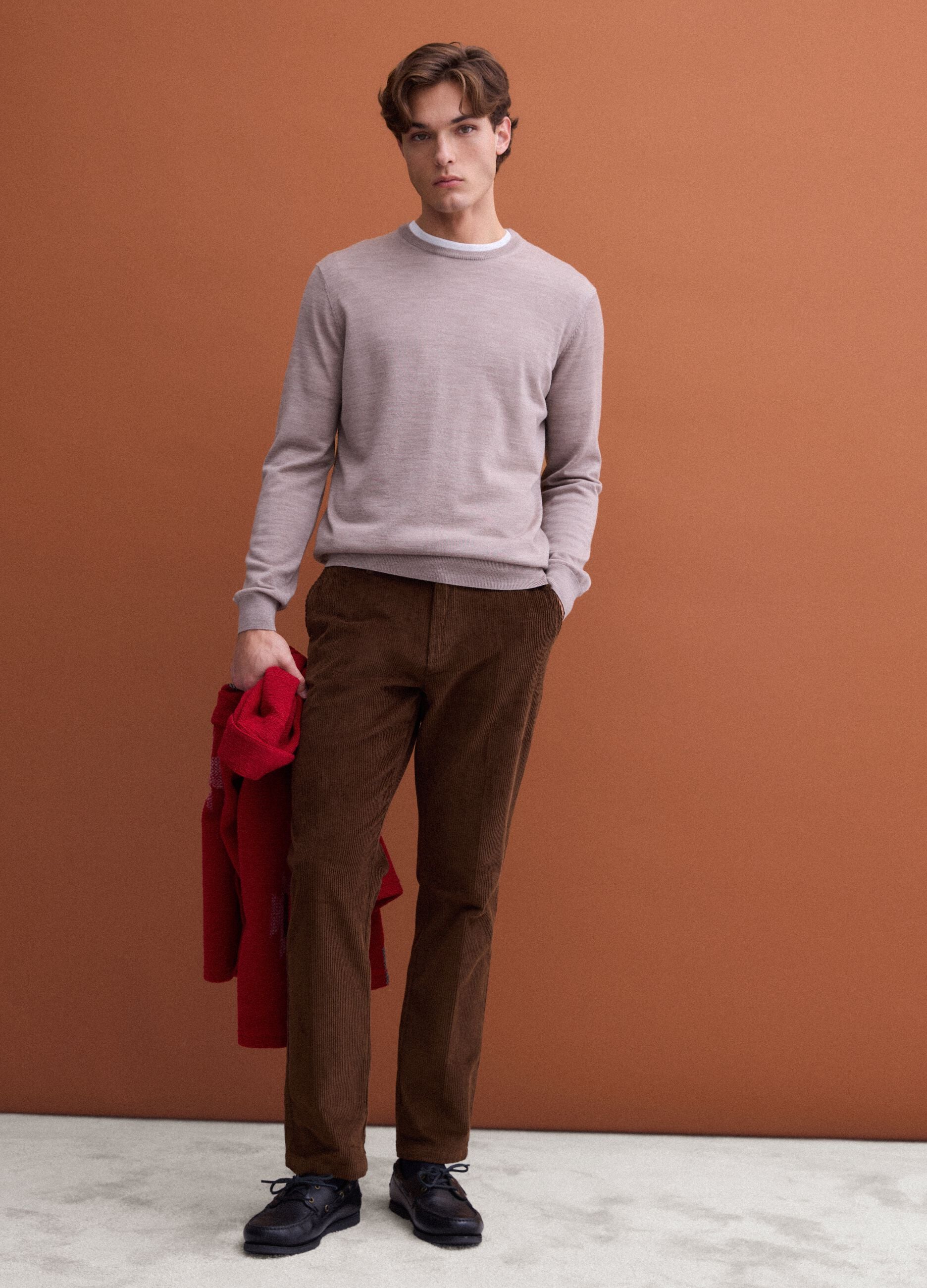 Beige pure merino wool crew-neck jumper, regular fit
