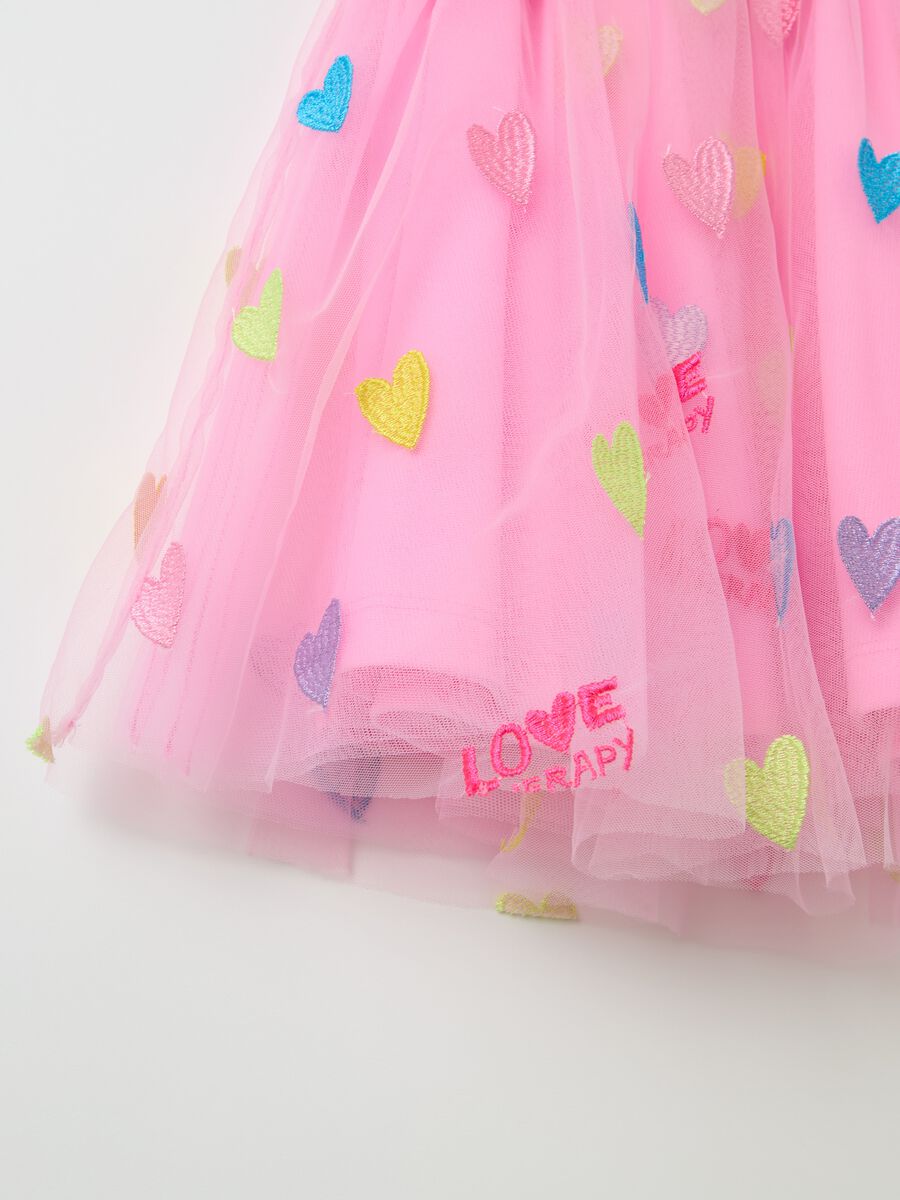 Gonna in tulle con ricamo cuori multicolore_3