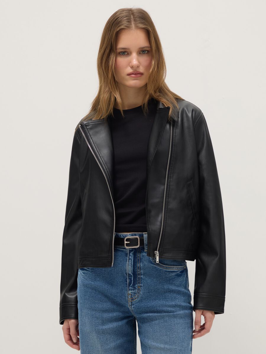 Black regular fit full zip jacket_0