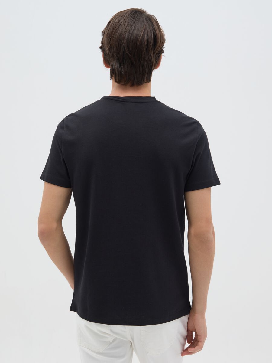 Men's black stretch cotton regular fit T-shirt_3