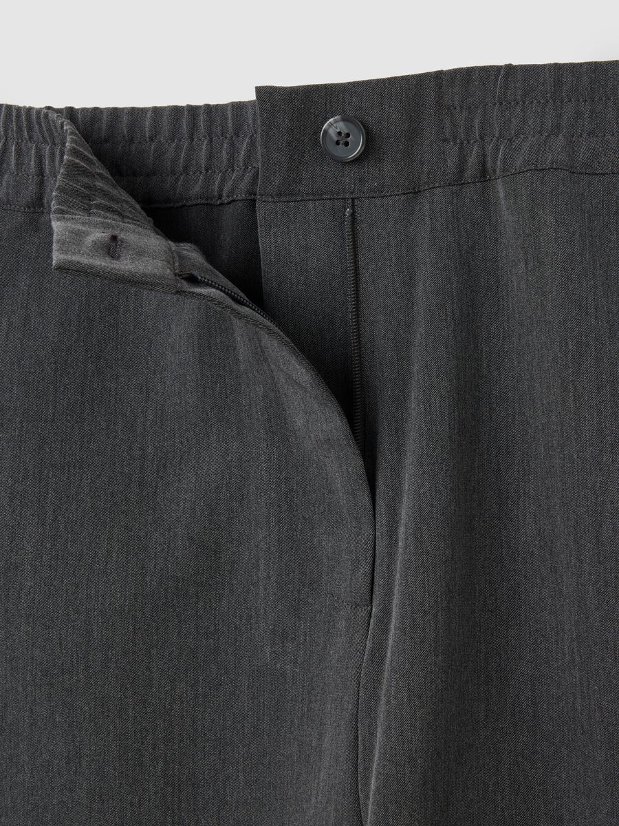 Grey Wide-Leg Trousers_5