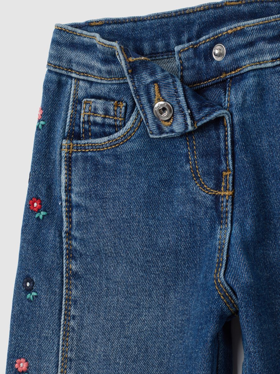 Girls' wide leg blue denim jeans with embroidery_2