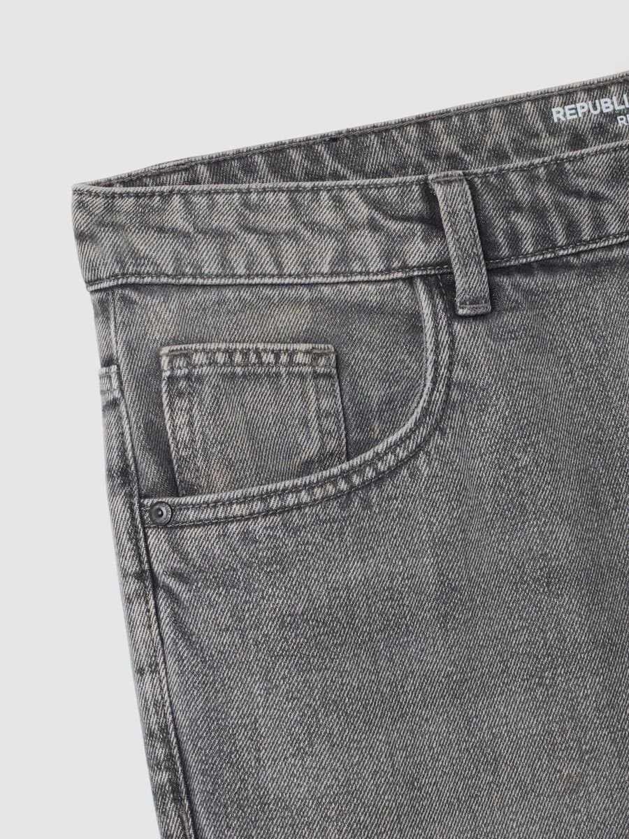 Regular fit grey cotton blend jeans_5