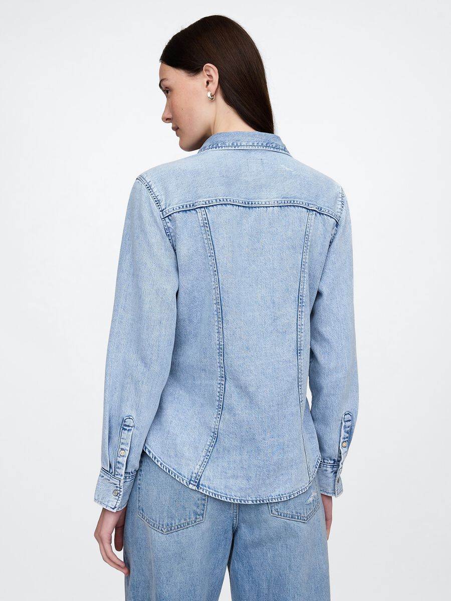 Camicia in denim con bottoni a pressione_2