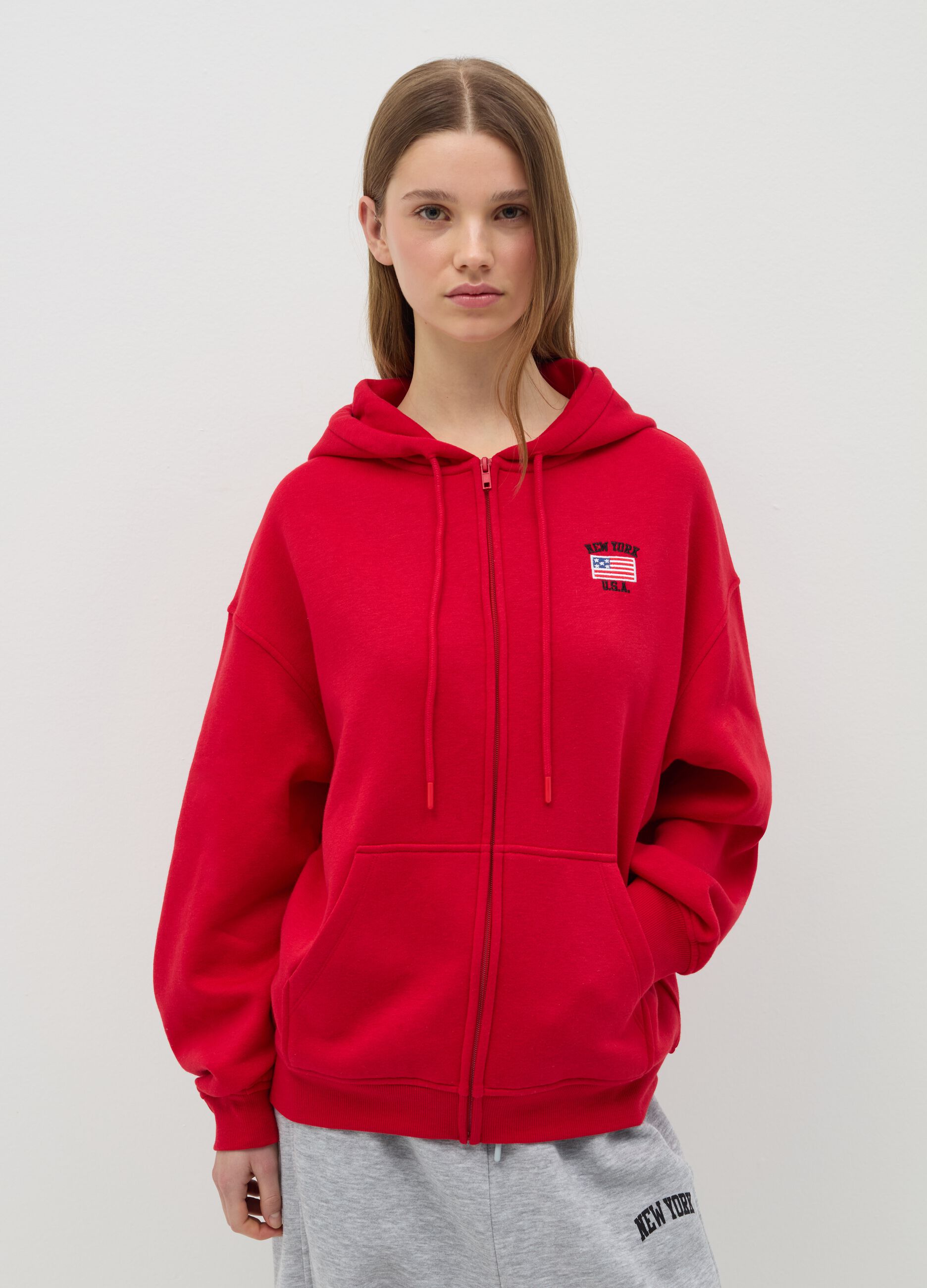 Full-zip oversize con cappuccio