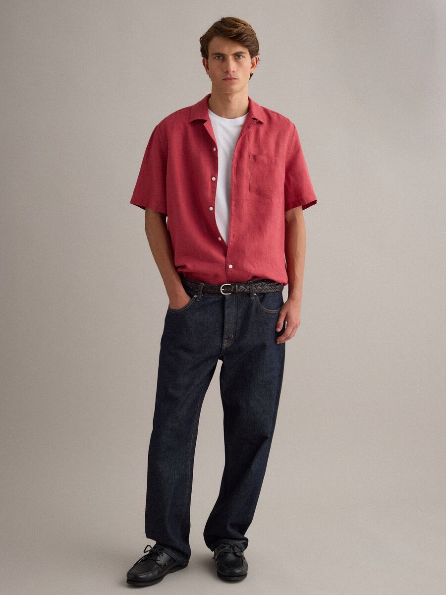 Camicia rossa con collo bowling in puro lino_1