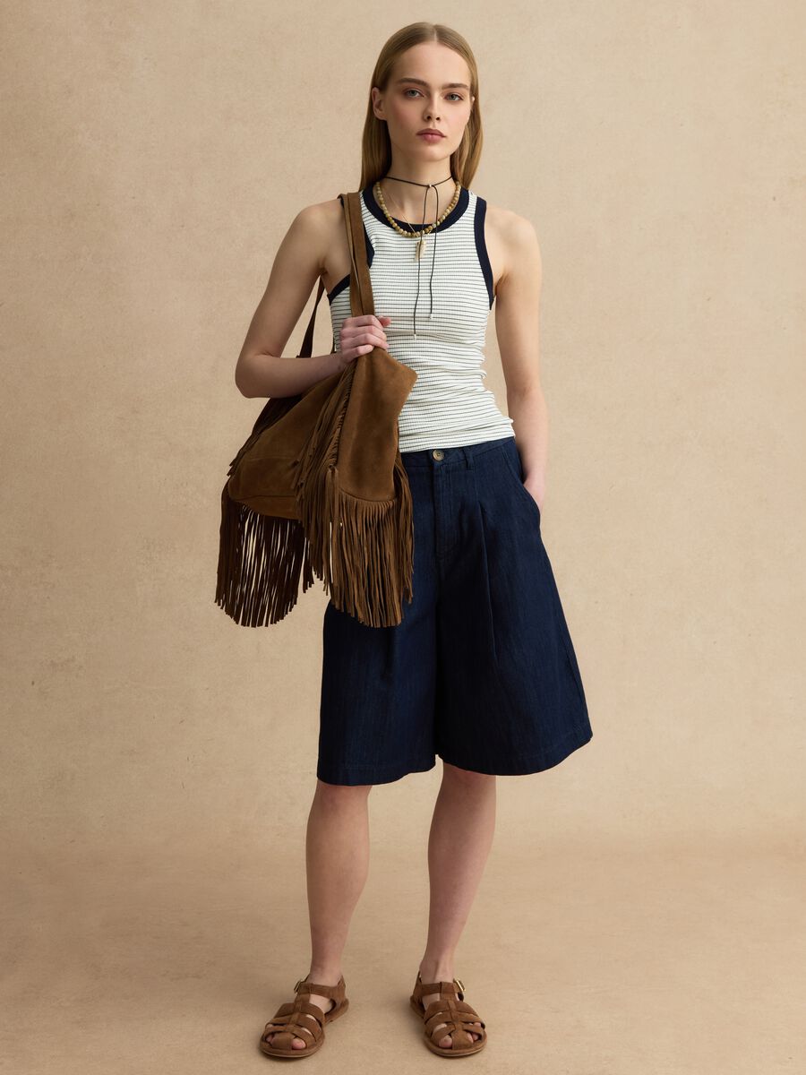 Tank top in viscosa elasticizzata bianca regular fit con dettagli blu_2