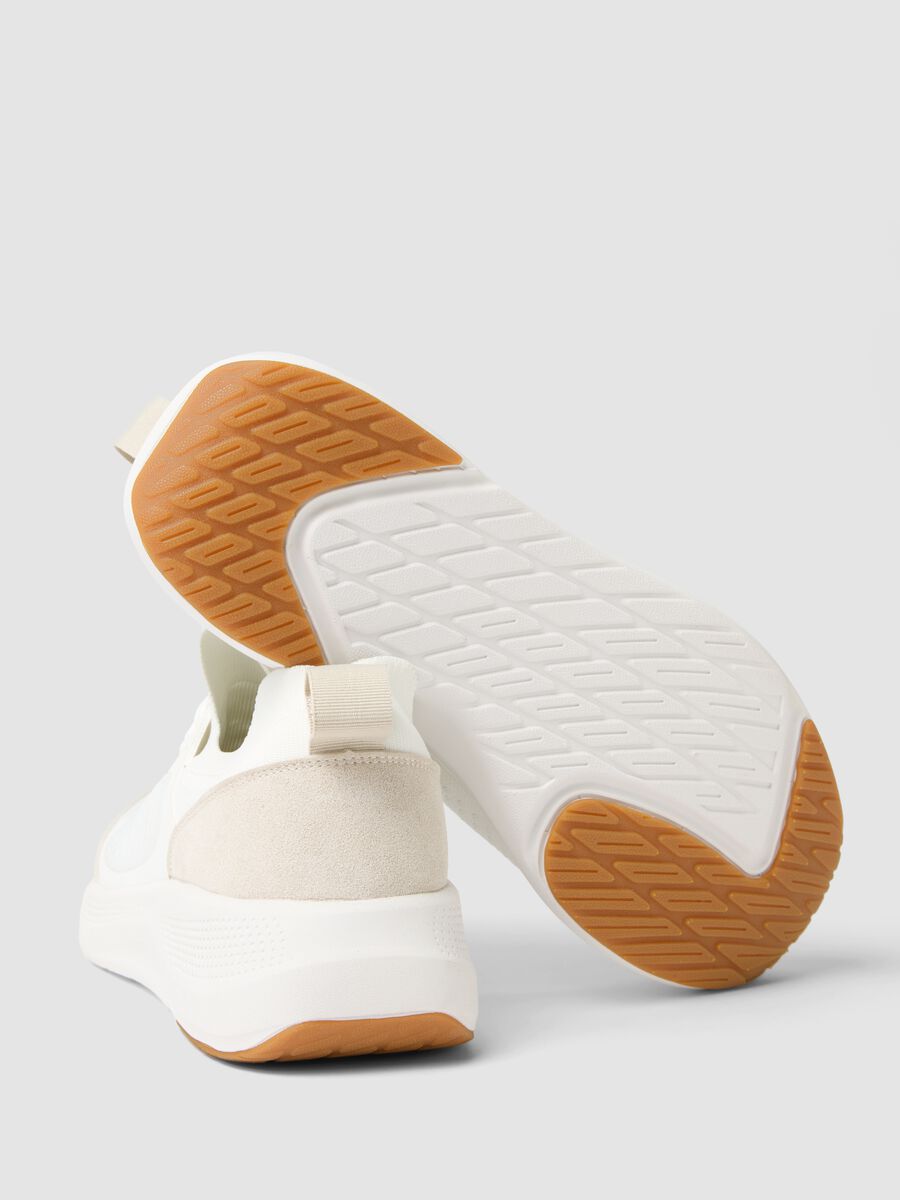 Sneakers sportive bianche e beige_2