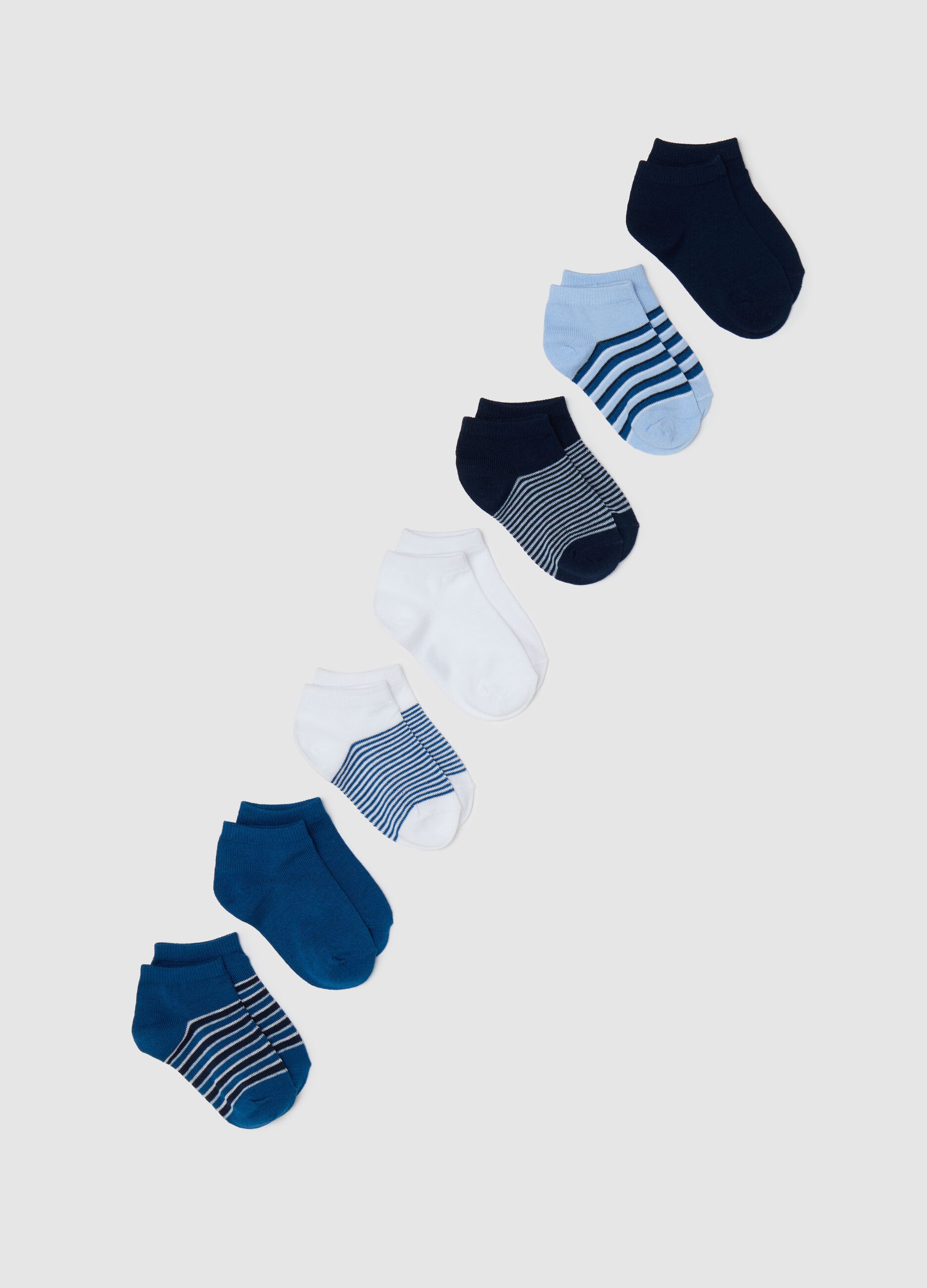 Seven-pair pack white and blue shoe liners with stripes
