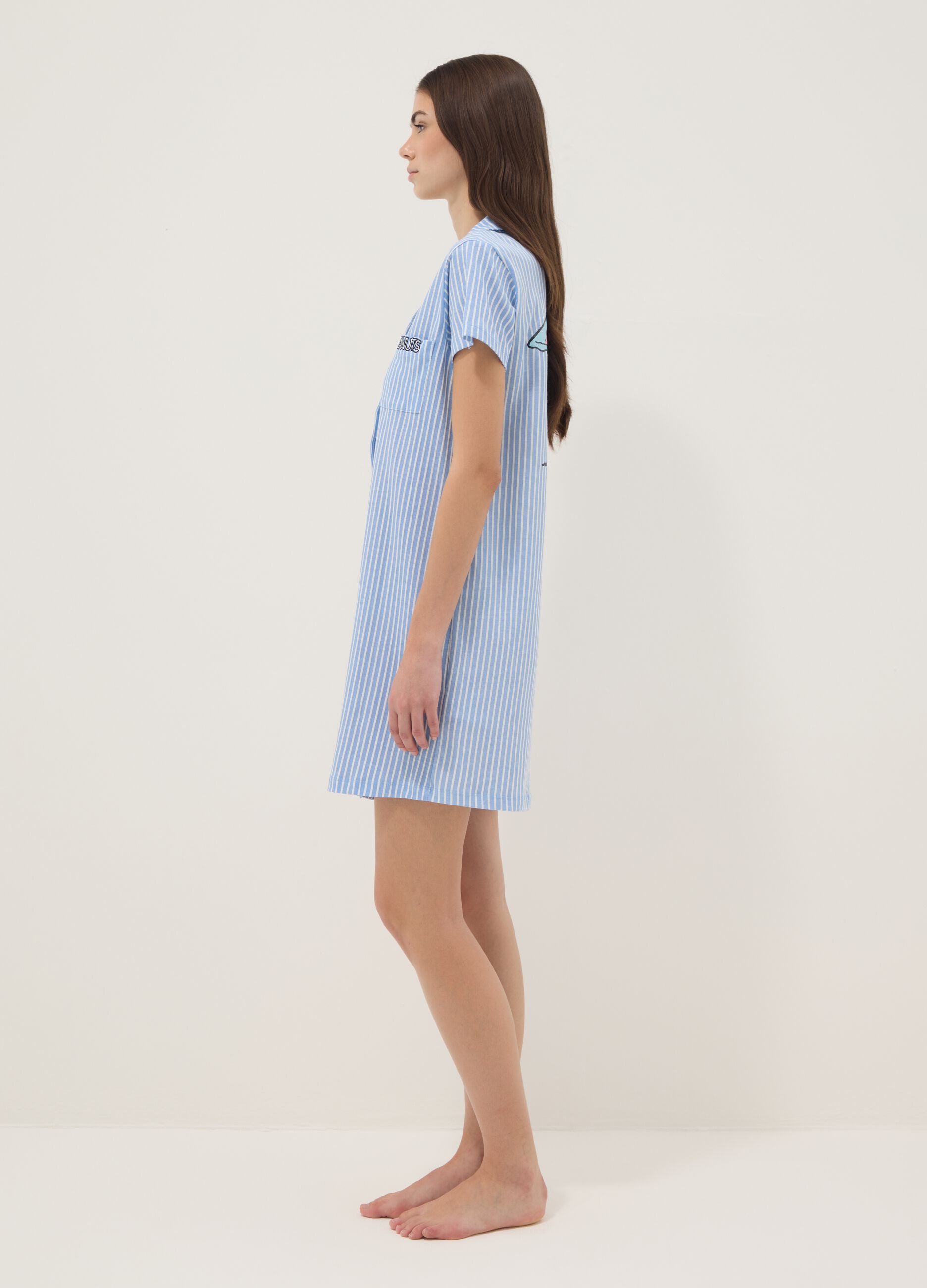 Blue striped pure cotton nightshirt with V-neck